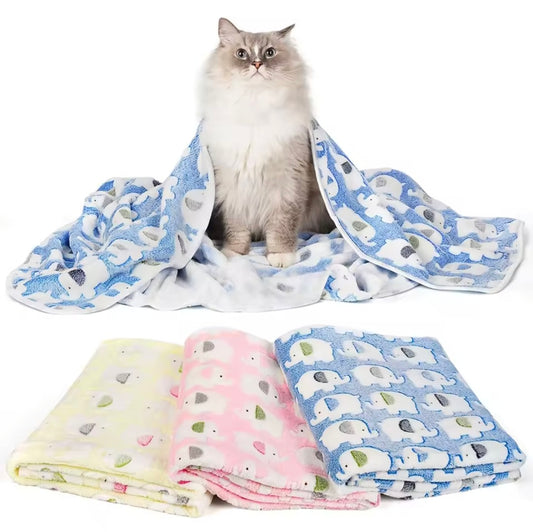 Haustierdecke mit Elefantenmuster